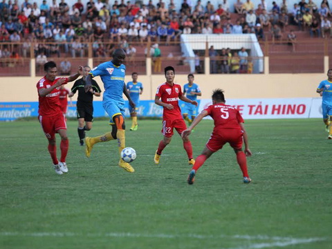 http://media.thethaovanhoa.vn/2015/05/02/21/22/Uche.jpg
