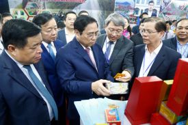 Yến sào Khánh Hoà tham dự Hội nghị triển khai Chương trình hành động về phương hướng phát triển KTXH và bảo đảm QP,AN vùng Bắc Trung Bộ và Duyên hải Trung Bộ 