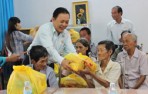 Hoạt động tặng quà, chúc Tết của Đoàn đại biểu Quốc hội tỉnh và các đơn vị