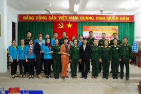 Công ty Cổ phần Nước giải khát Yến sào Khánh Hòa chung tay cùng Bộ đội Biên phòng tỉnh Khánh Hòa tổ chức chương trình tặng quà “Tết Yêu thương” nhân dịp Xuân Quý Mão 2023