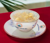Yến sào chưng hạt sen