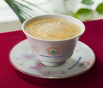 Súp Yến sào thả gà